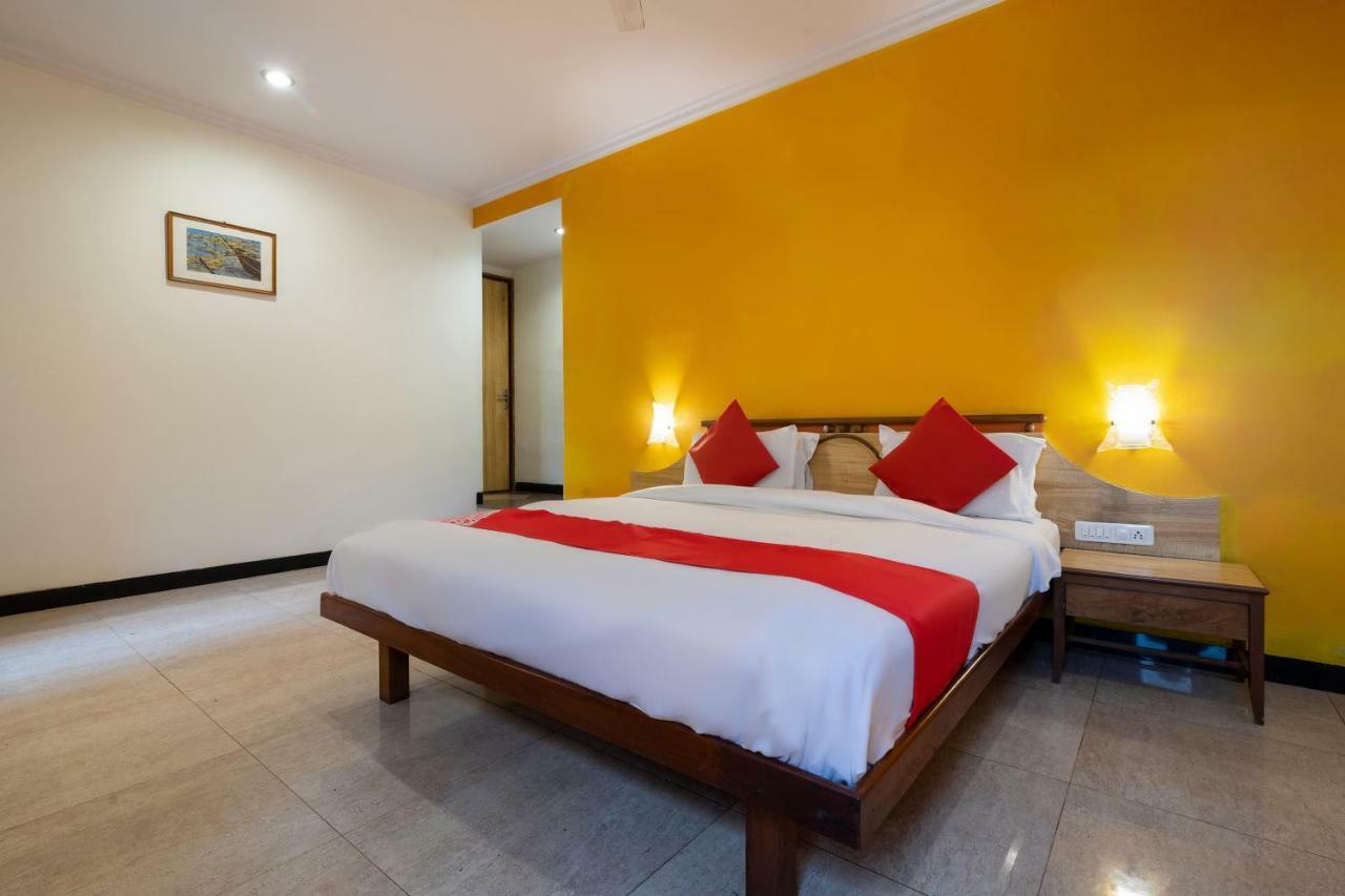 Oyo 44695 Hotel Mango Sawantwadi Exterior foto